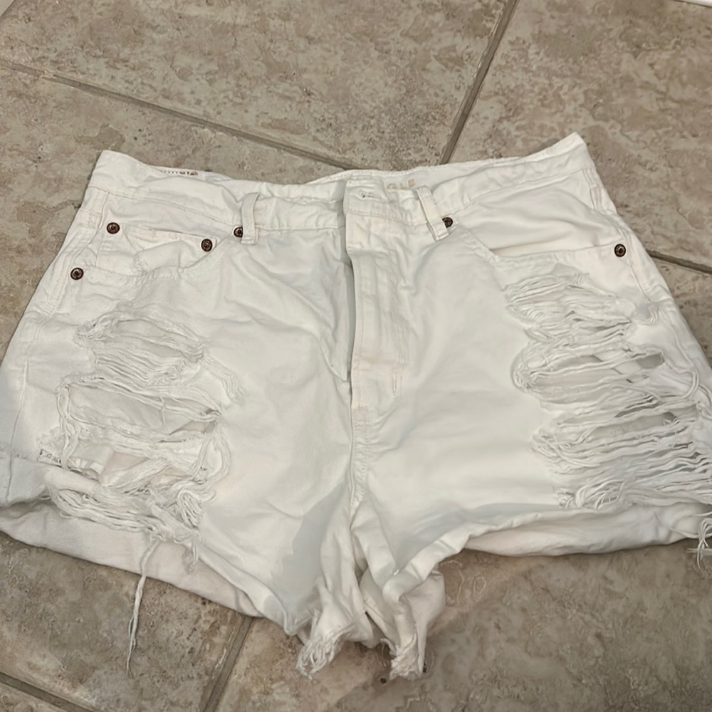 AMERICAN EAGLE Highest Rise 90s Boyfriend Short